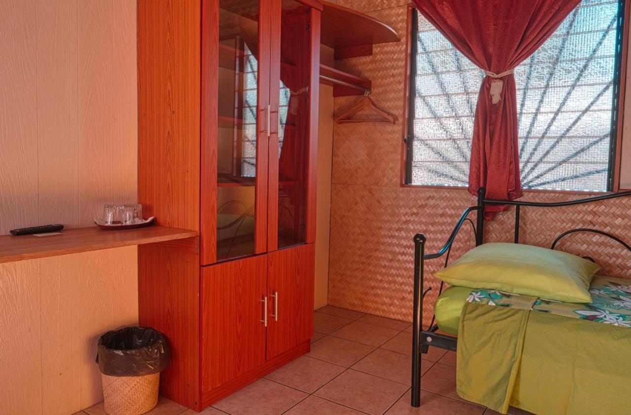 Inaiti Lodge Papeete  Exterior photo